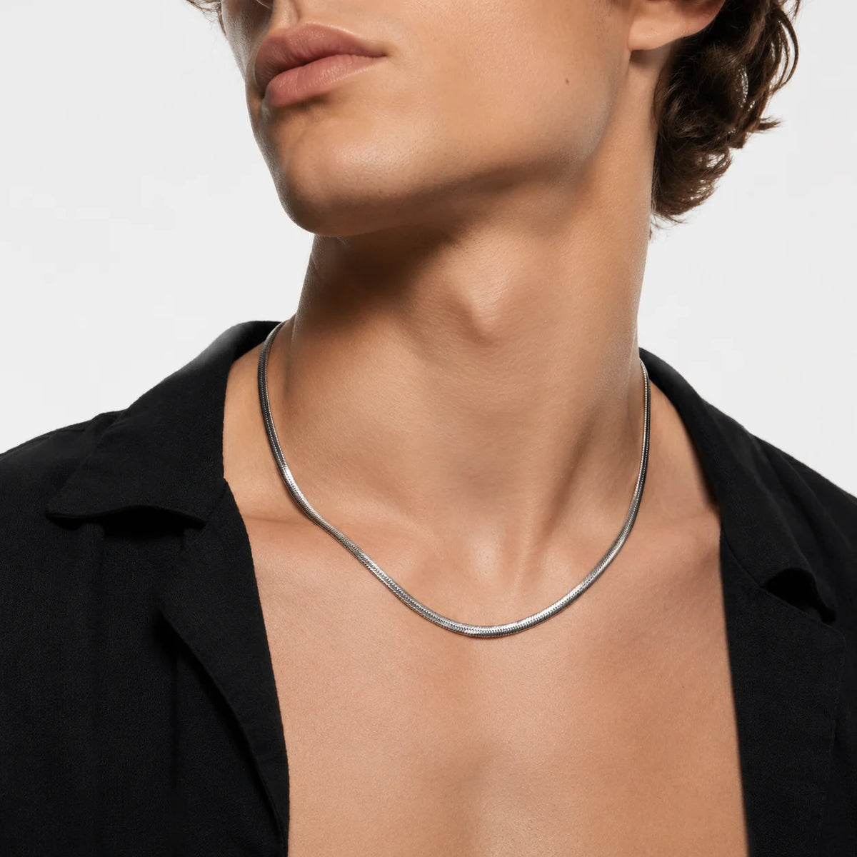 Shiny Minimalist Snake Bone Chain Necklace for Women Men Trendy Silver Color Clavicle Chain Party Wedding Jewelry